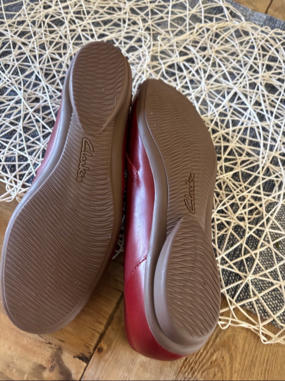 Clarks Women’s Wine Red Leather Slip-On Loafers - Picture 4 of 8